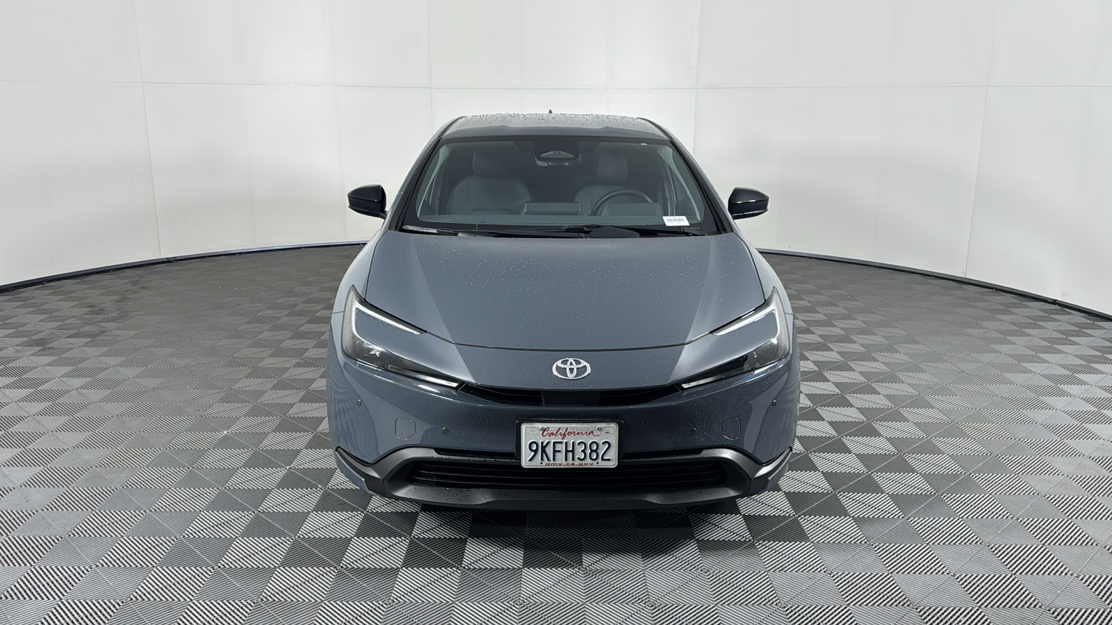 2024 Toyota Prius LE 9