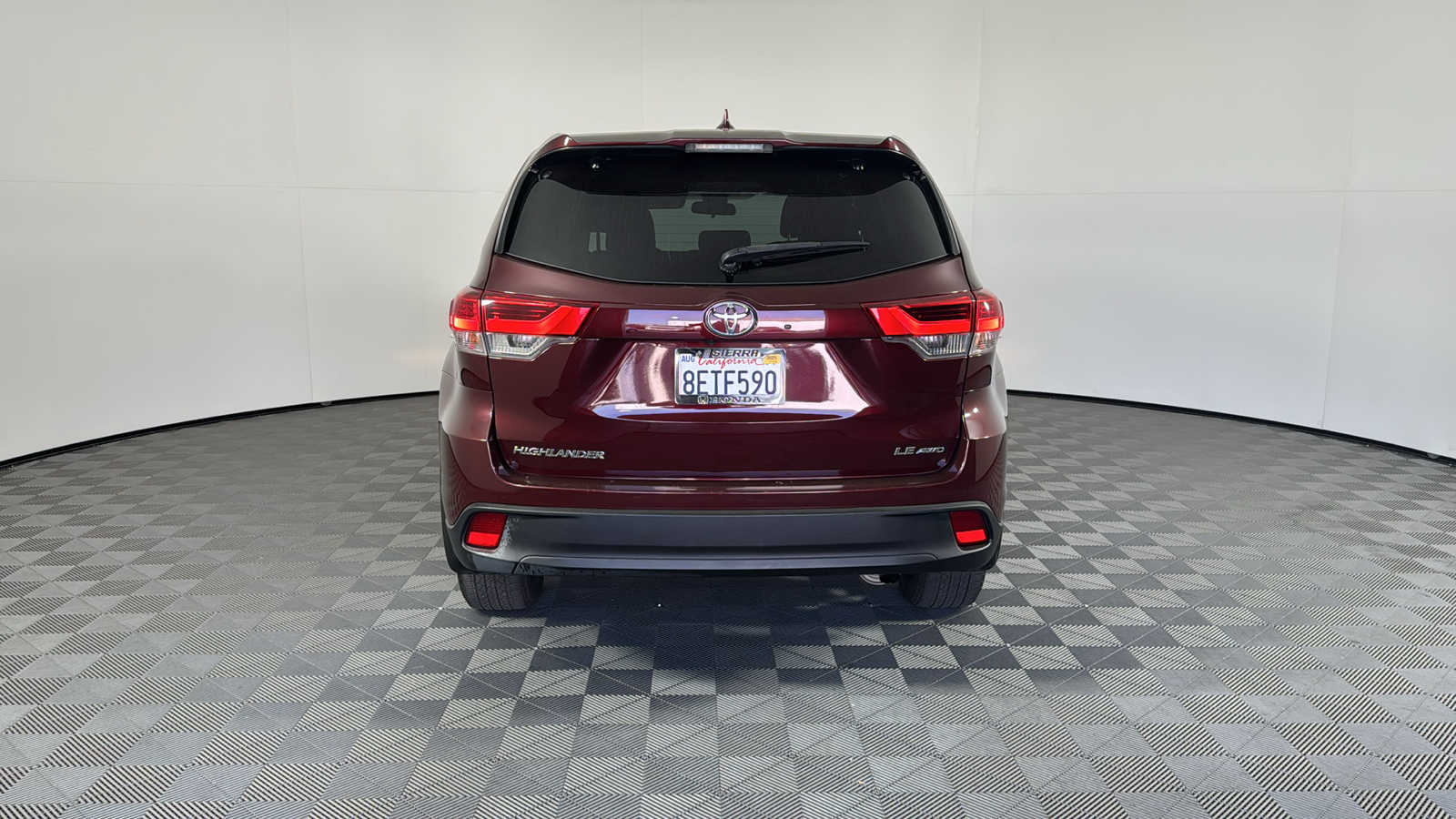 2018 Toyota Highlander LE Plus 5