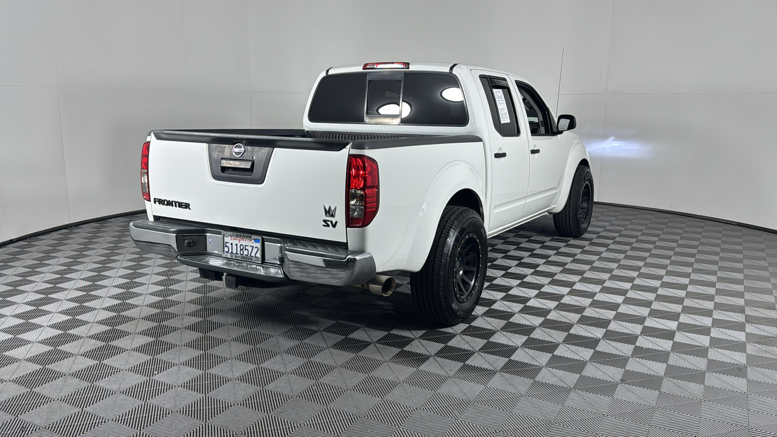 2019 Nissan Frontier SV 4