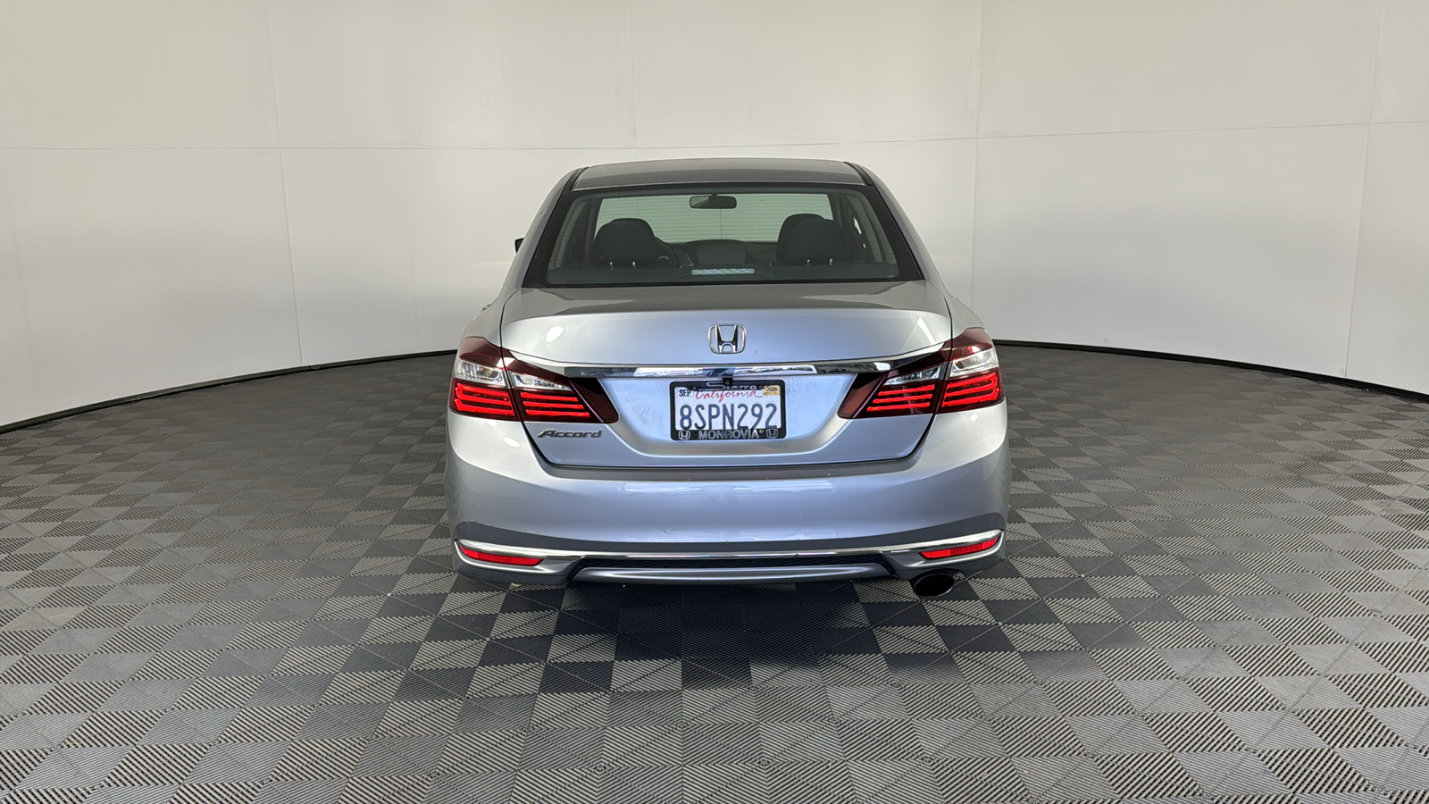 2017 Honda Accord Sedan LX 5