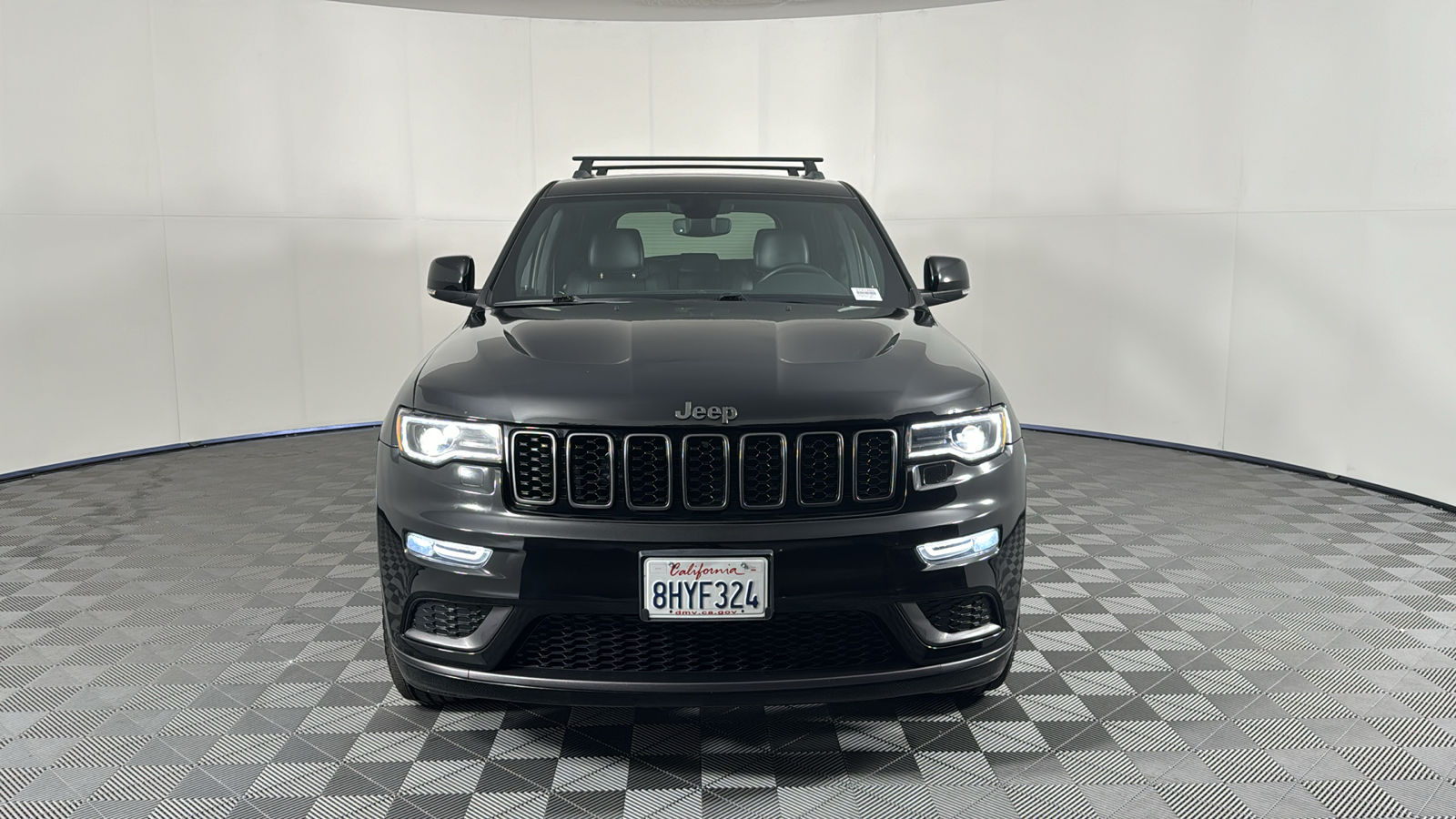 2019 Jeep Grand Cherokee Limited X 9
