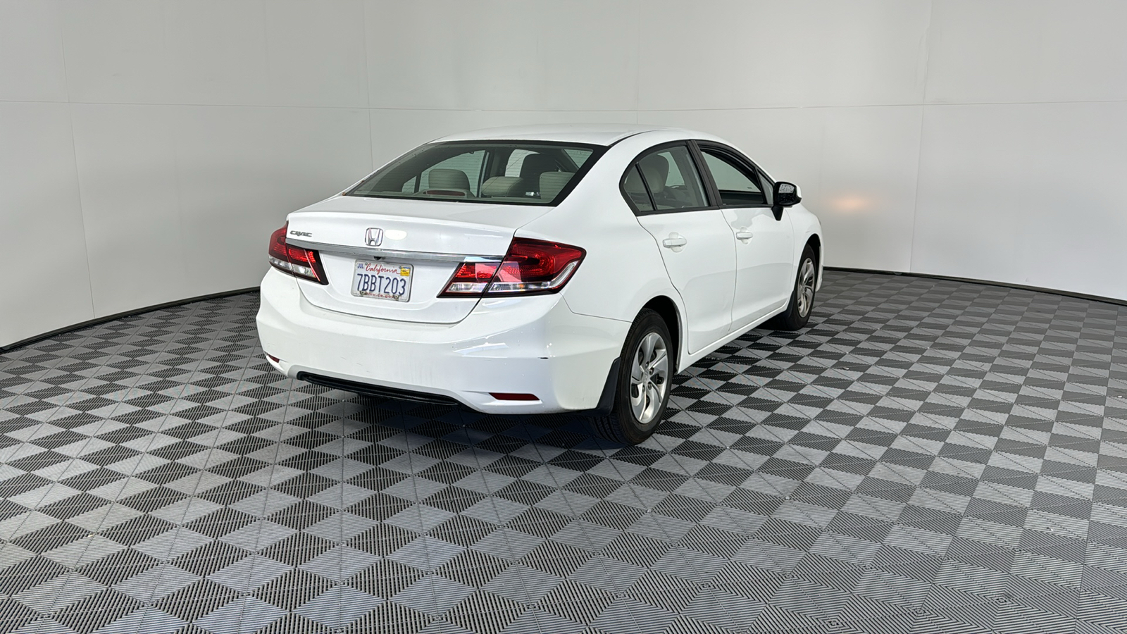 2013 Honda Civic Sdn LX 4