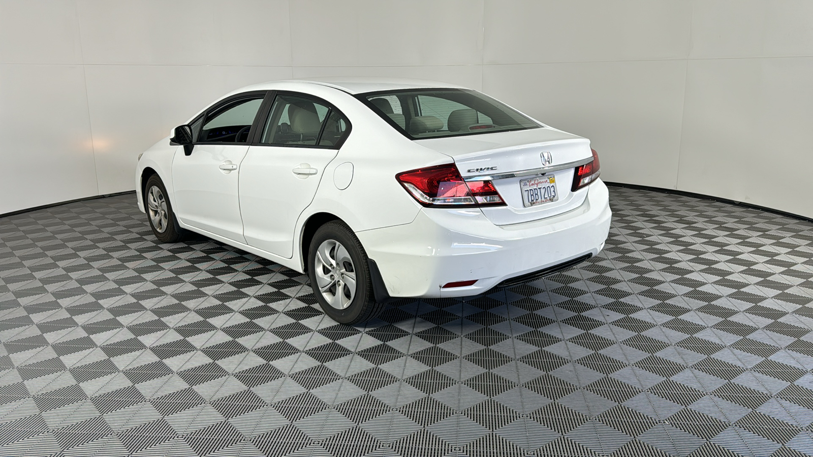 2013 Honda Civic Sdn LX 6