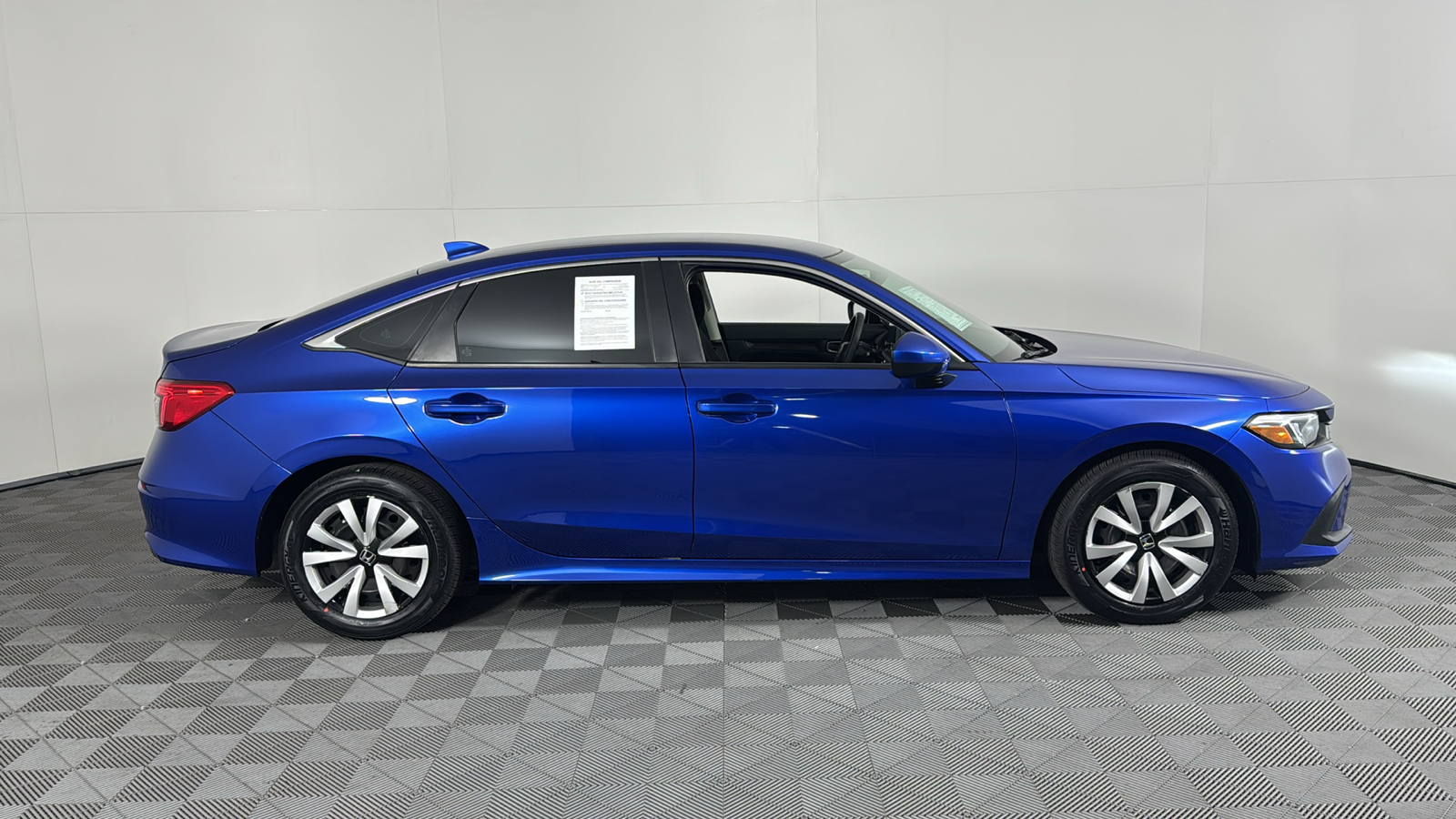 2023 Honda Civic Sedan LX 3