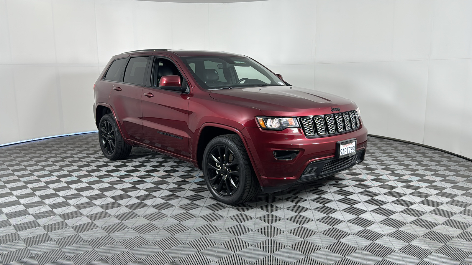 2022 Jeep Grand Cherokee WK Laredo X 2