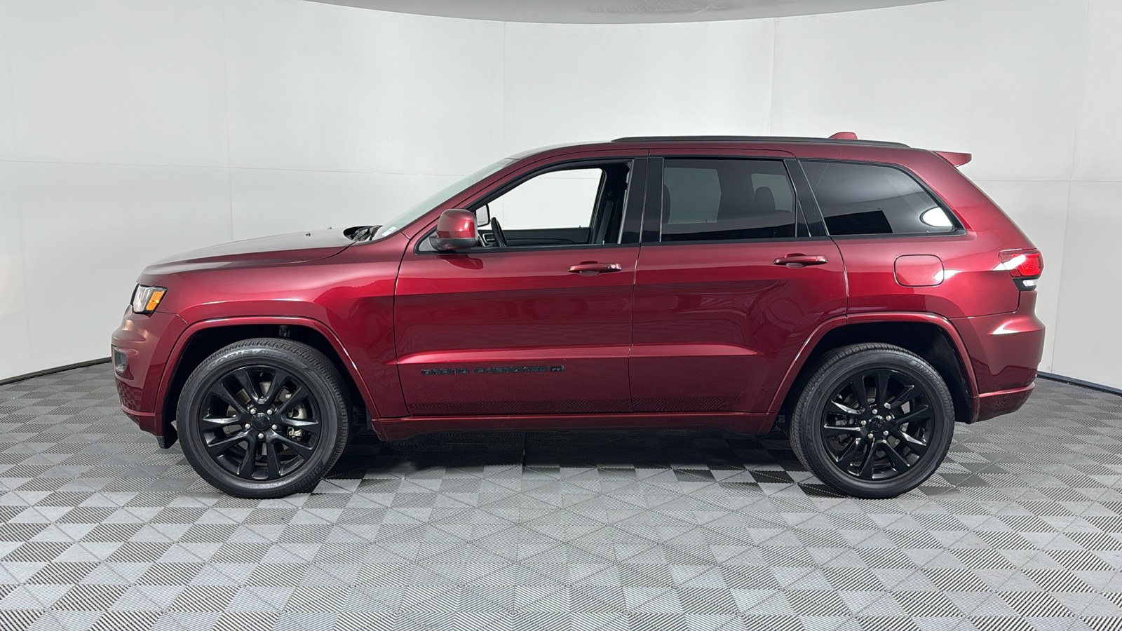 2022 Jeep Grand Cherokee WK Laredo X 10