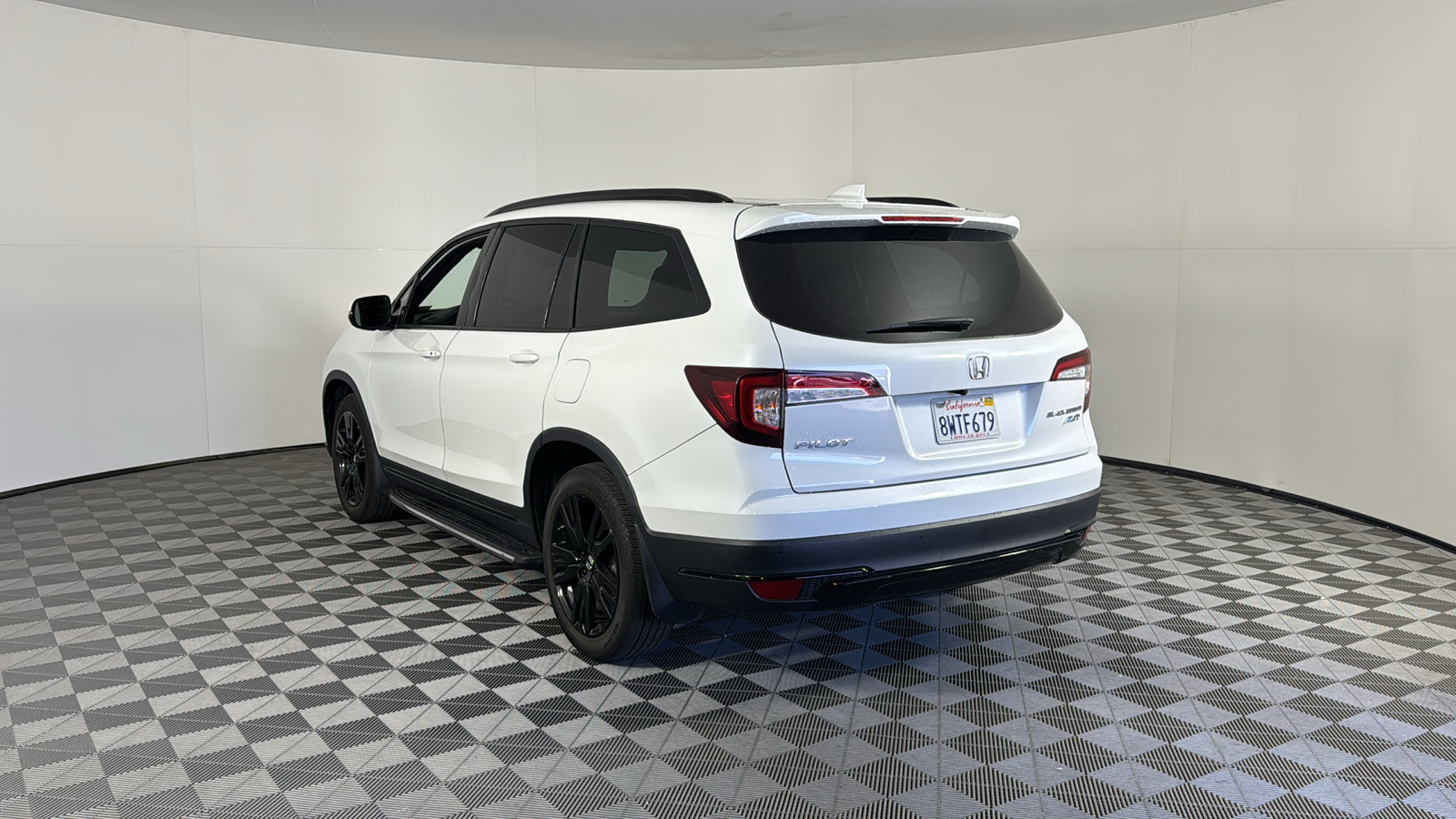 2021 Honda Pilot Black Edition 6