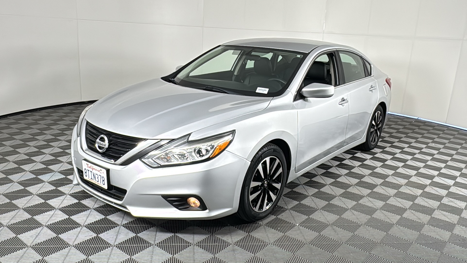 2018 Nissan Altima 2.5 SV 8