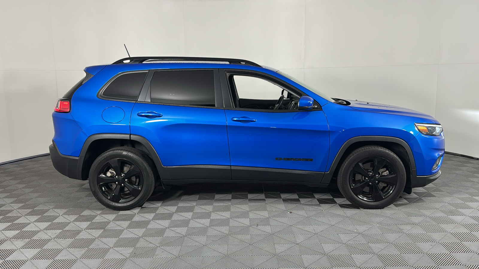 2021 Jeep Cherokee Altitude 3