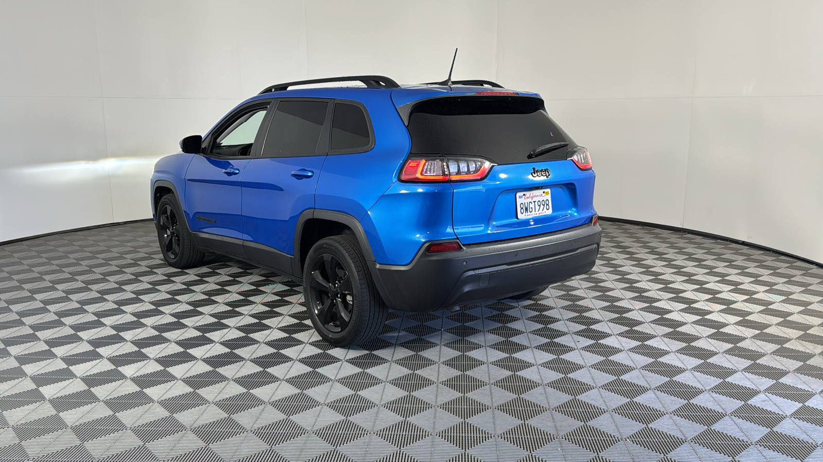 2021 Jeep Cherokee Altitude 6