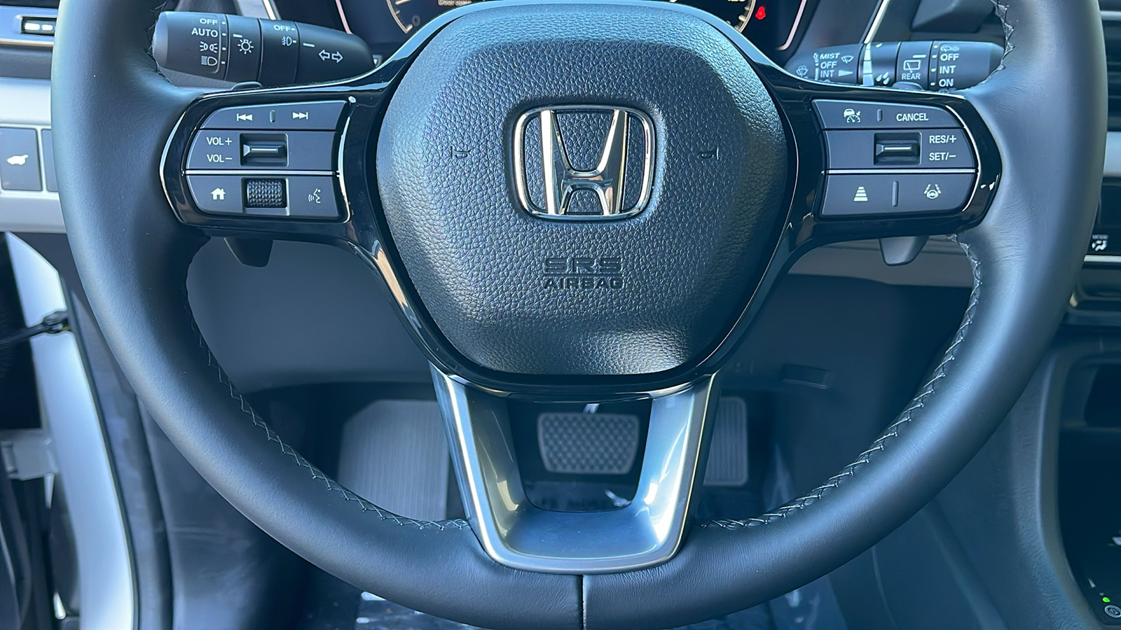 2025 Honda Pilot EX-L 23