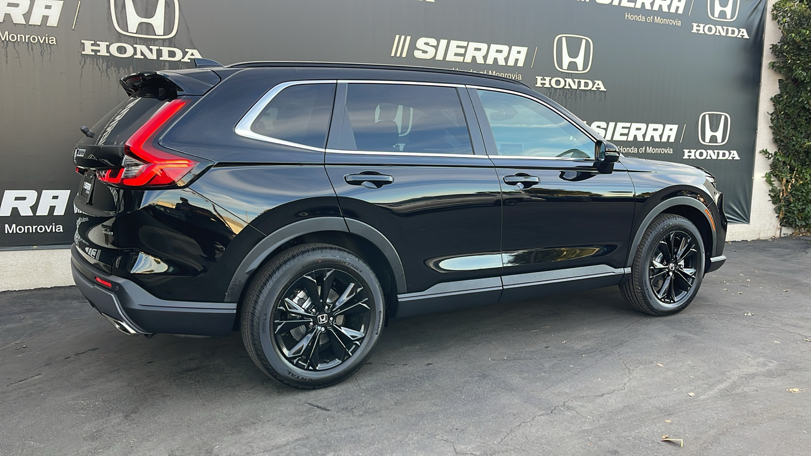 2025 Honda CR-V Hybrid Sport Touring 4