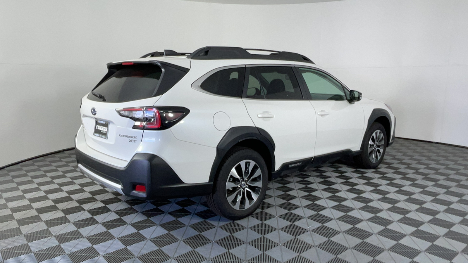 2024 Subaru Outback Limited XT 4