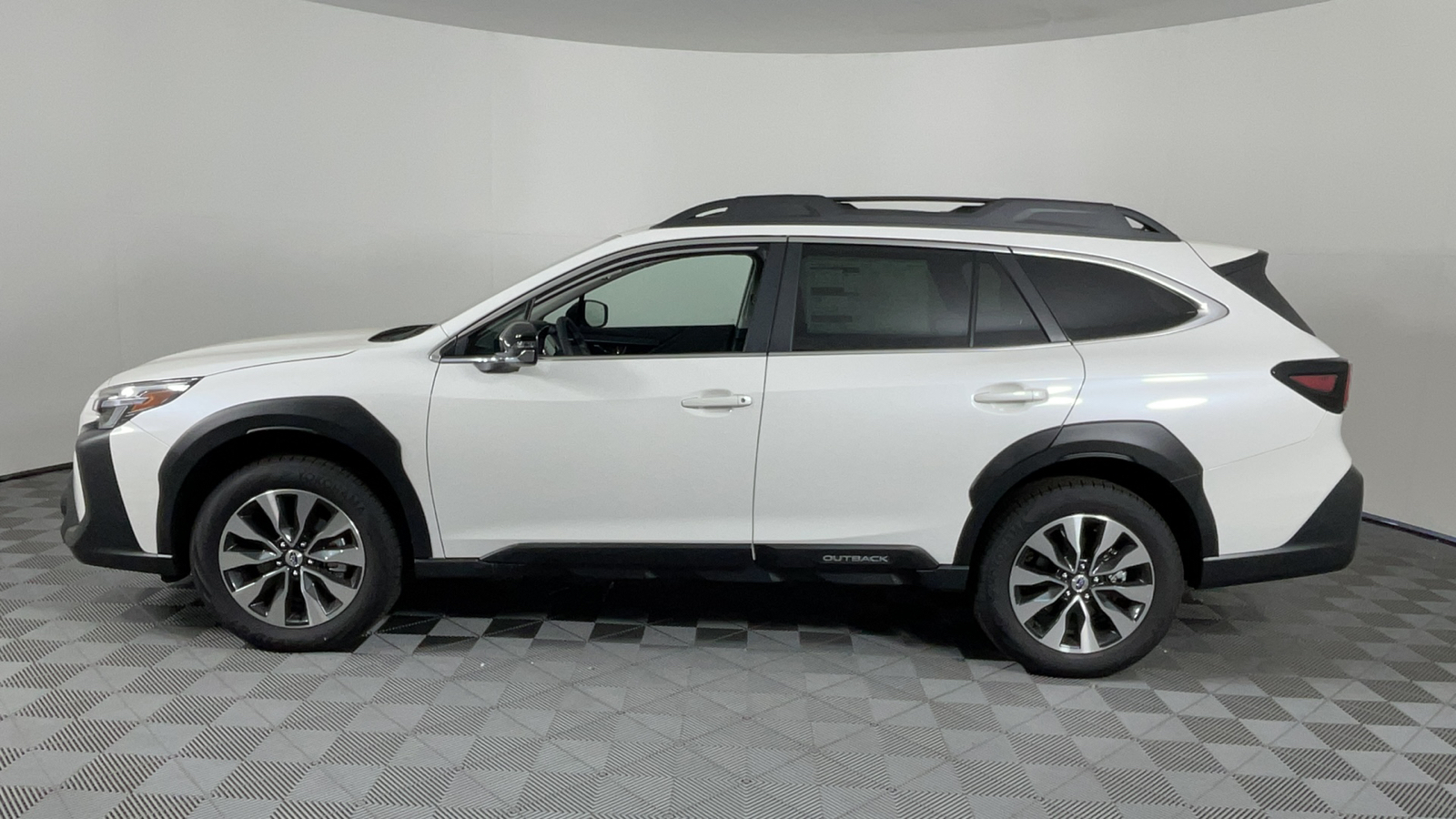 2024 Subaru Outback Limited XT 7