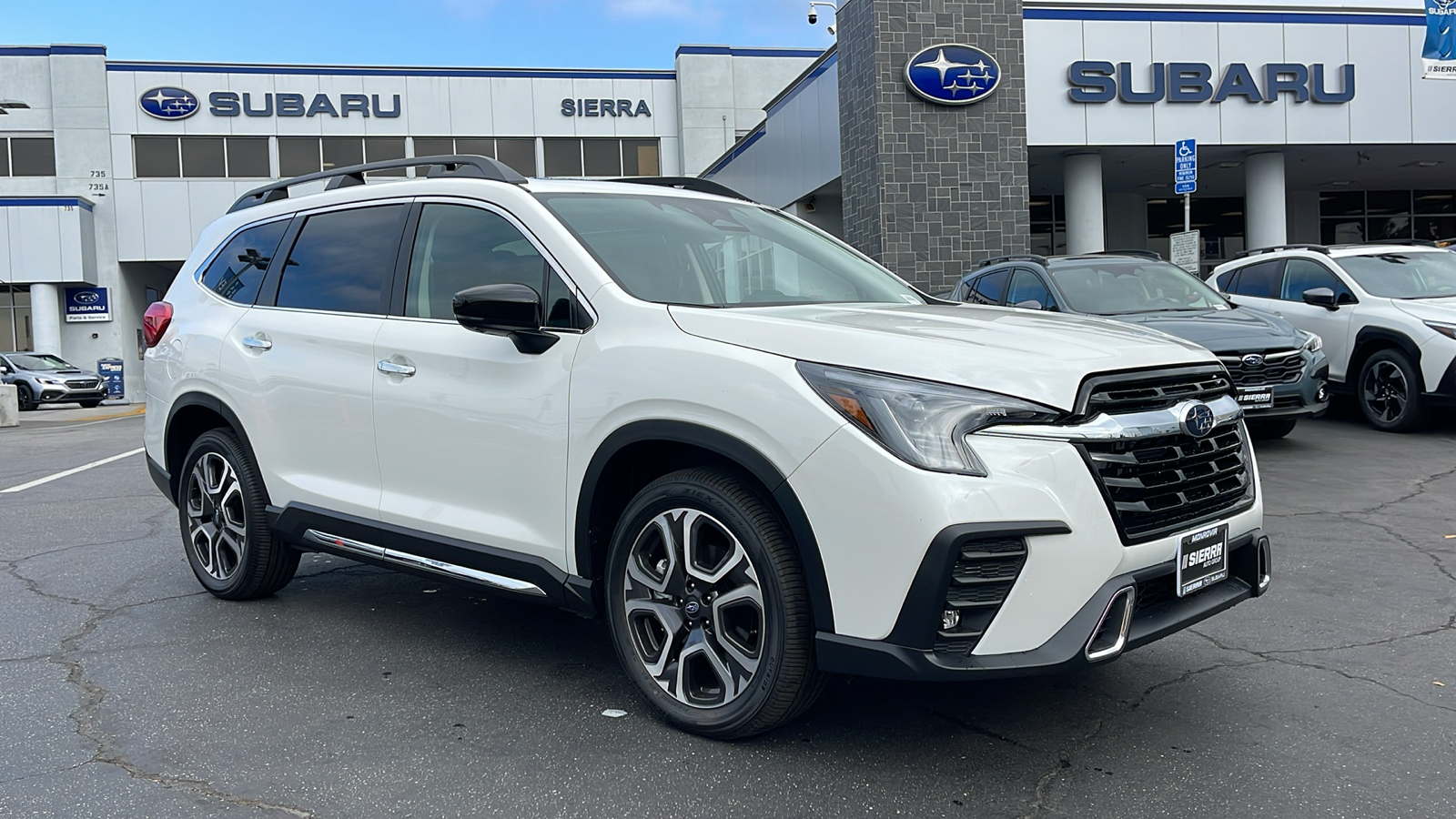 2024 Subaru Ascent Touring 1