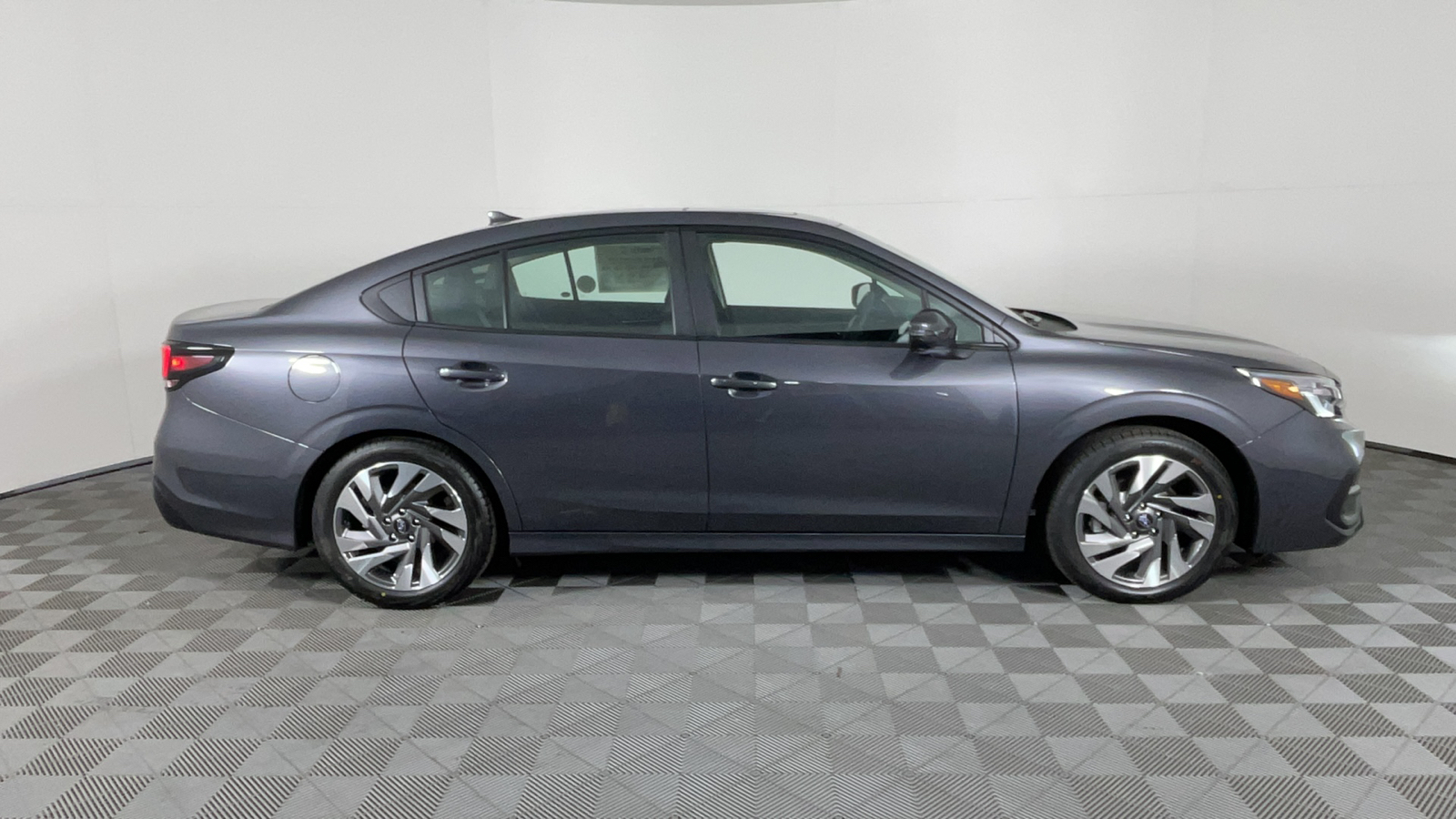 2025 Subaru Legacy Limited 3