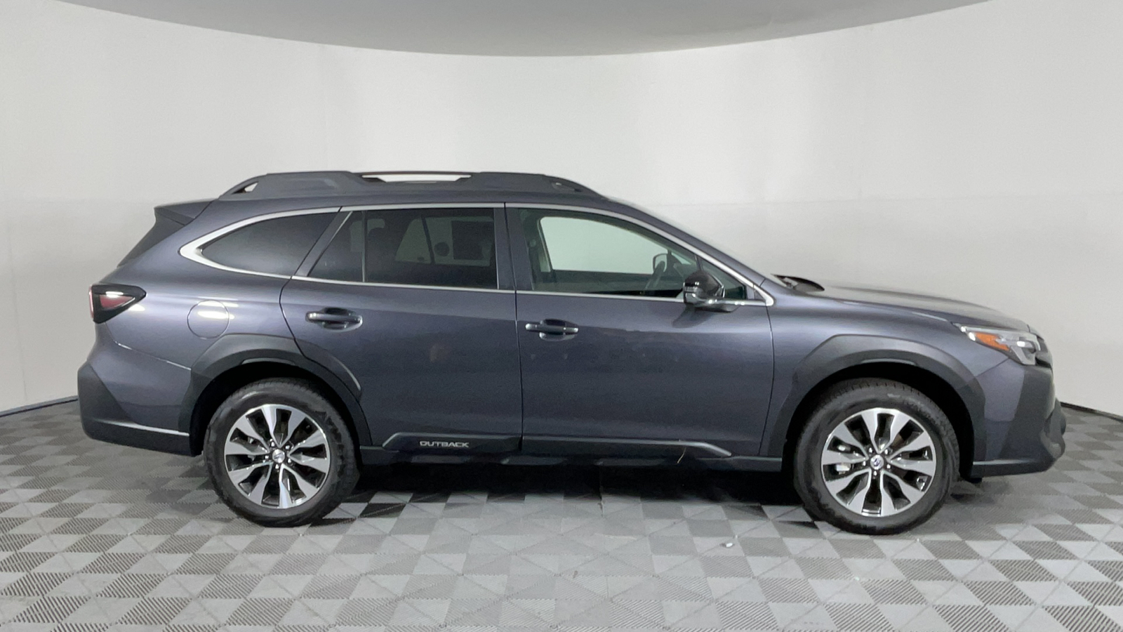 2025 Subaru Outback Limited 3