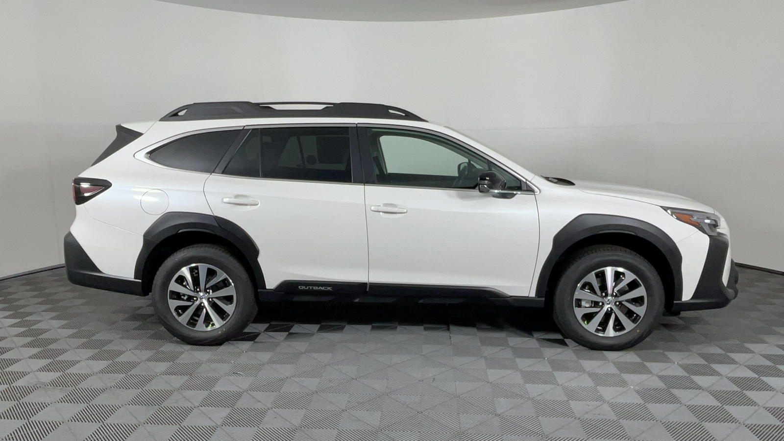 2025 Subaru Outback Premium 3