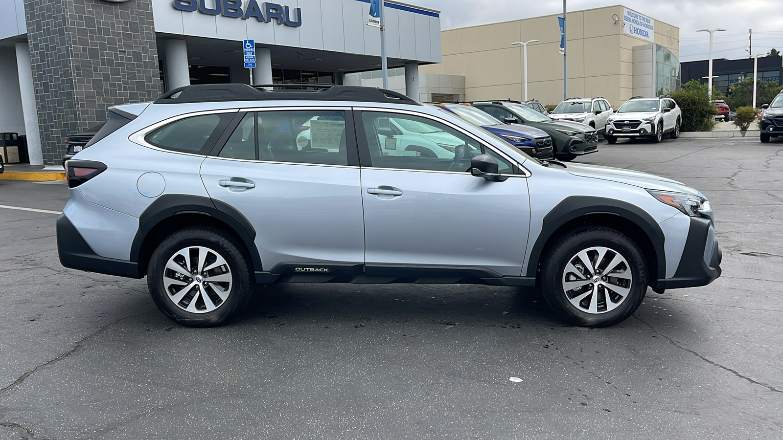 2025 Subaru Outback  3