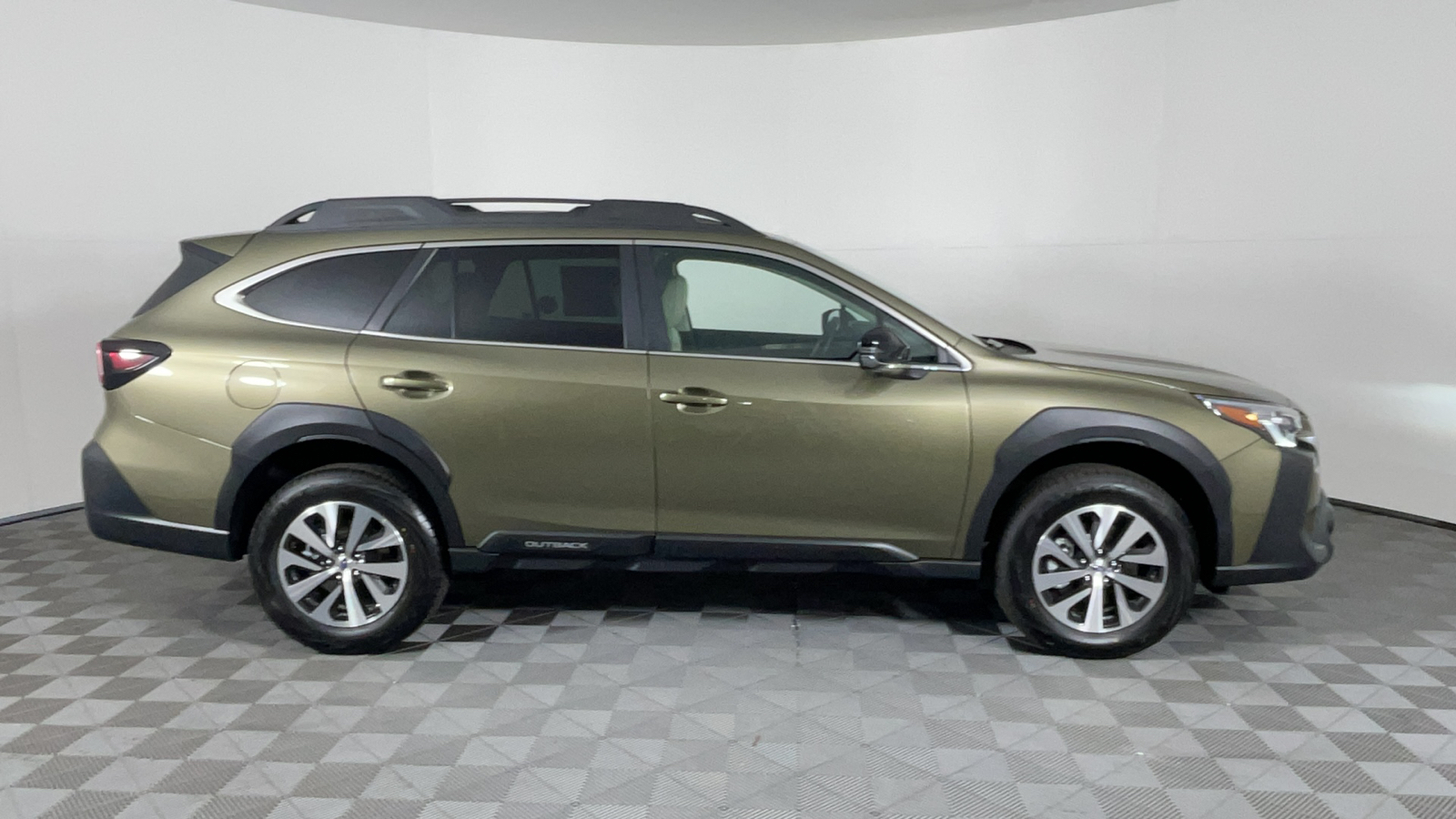 2025 Subaru Outback Premium 3