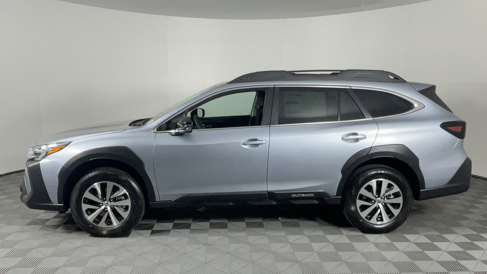 2025 Subaru Outback Premium 7