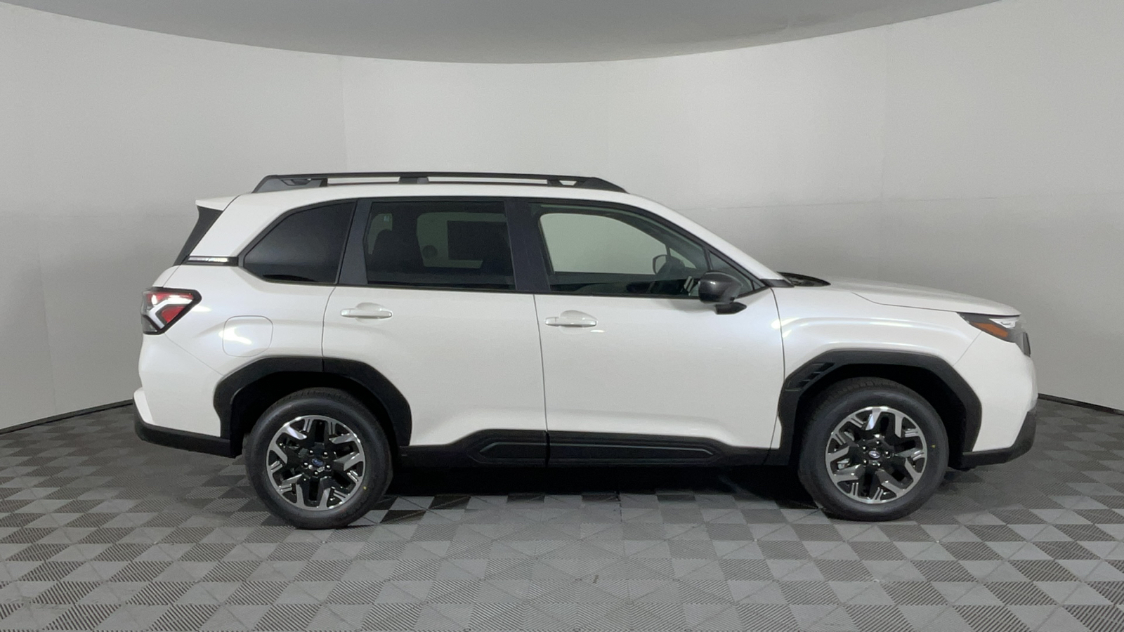 2025 Subaru Forester Premium 3