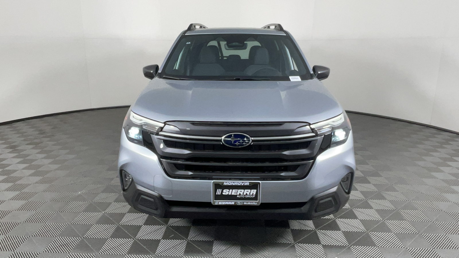 2025 Subaru Forester Premium 9