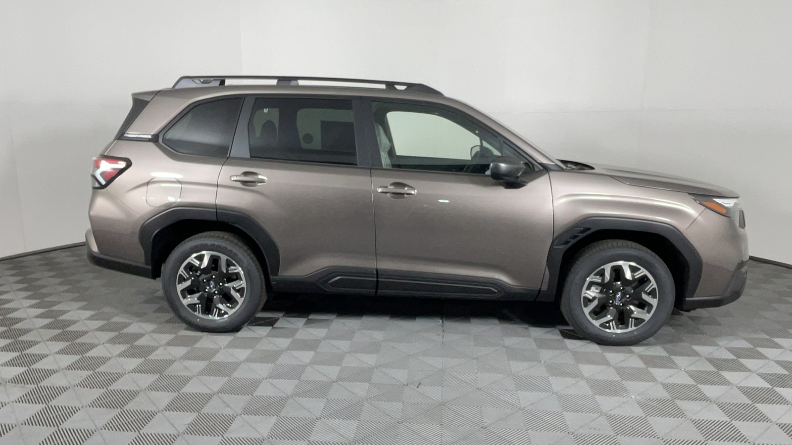 2025 Subaru Forester Premium 3