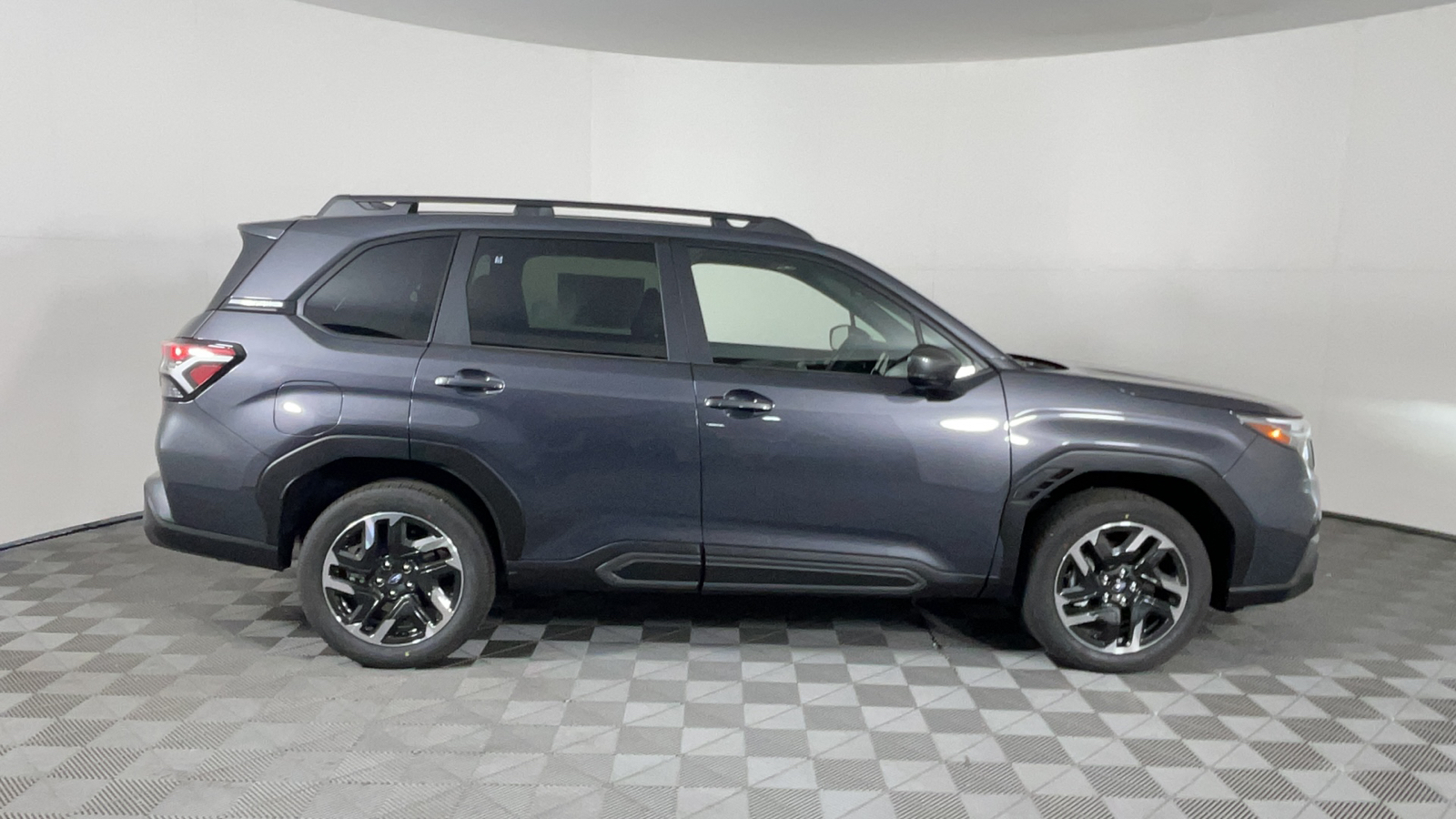 2025 Subaru Forester Limited 3