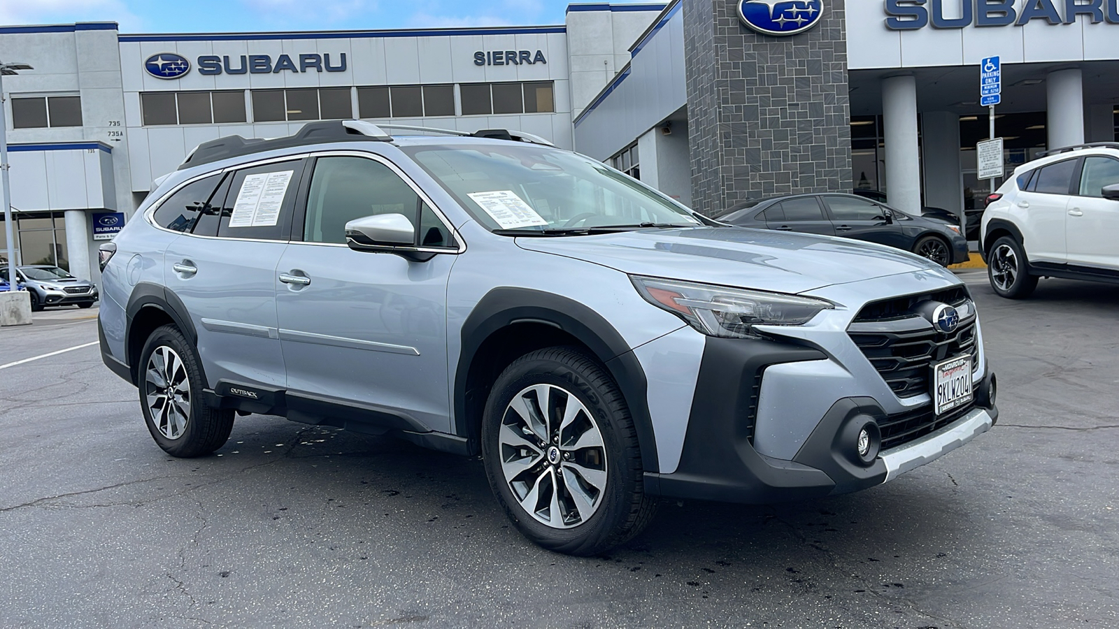 2024 Subaru Outback Touring XT 2