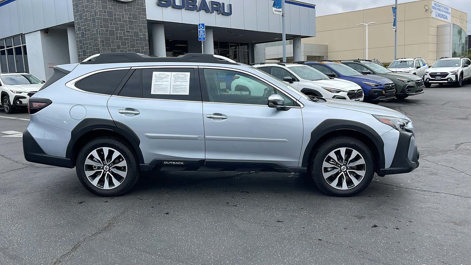 2024 Subaru Outback Touring XT 3