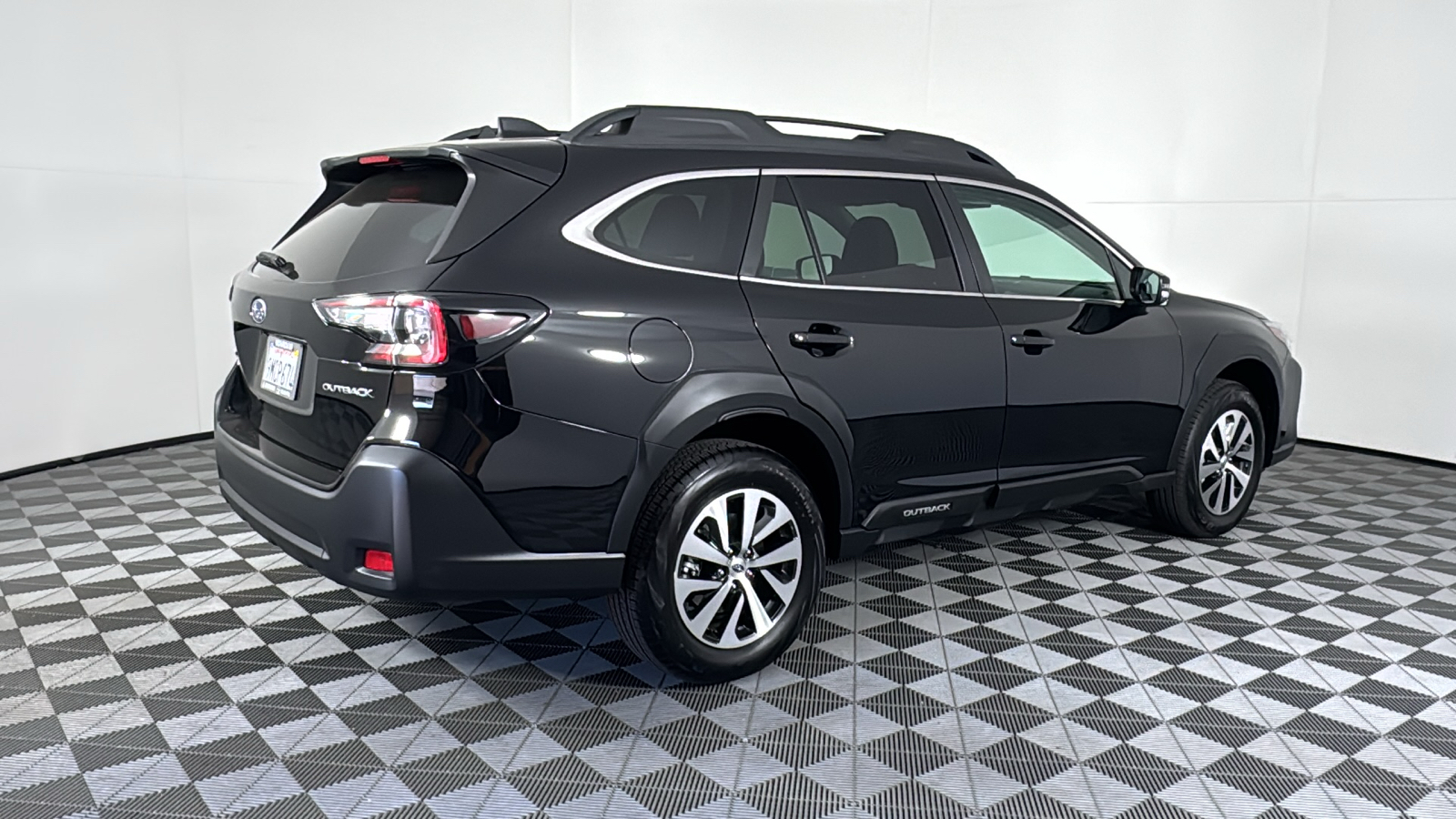 2024 Subaru Outback Premium 3