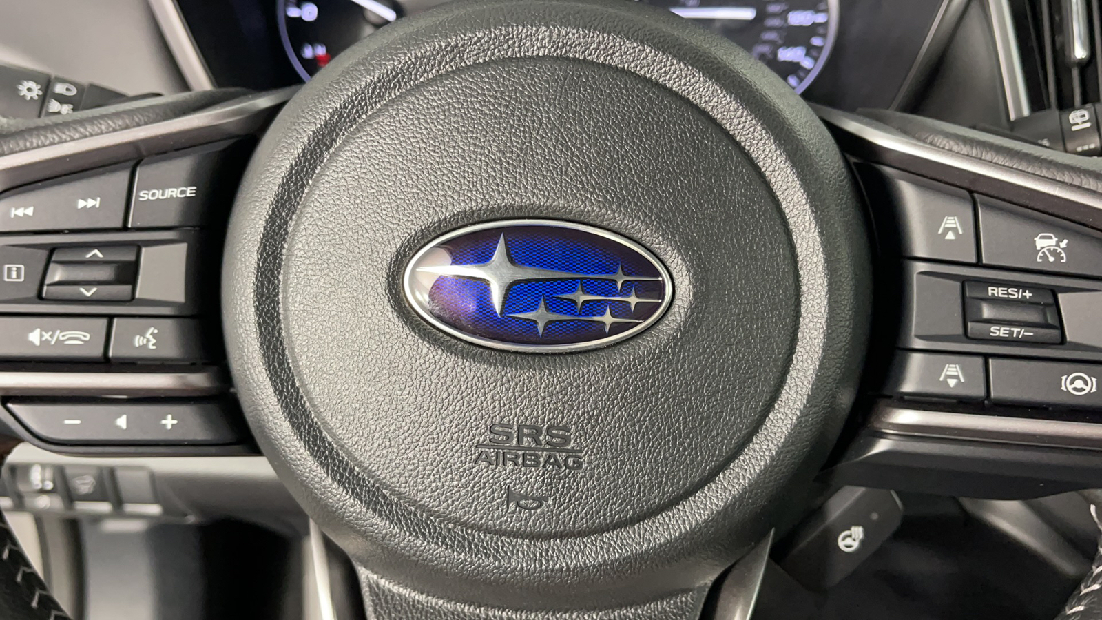 2023 Subaru Outback Limited 25