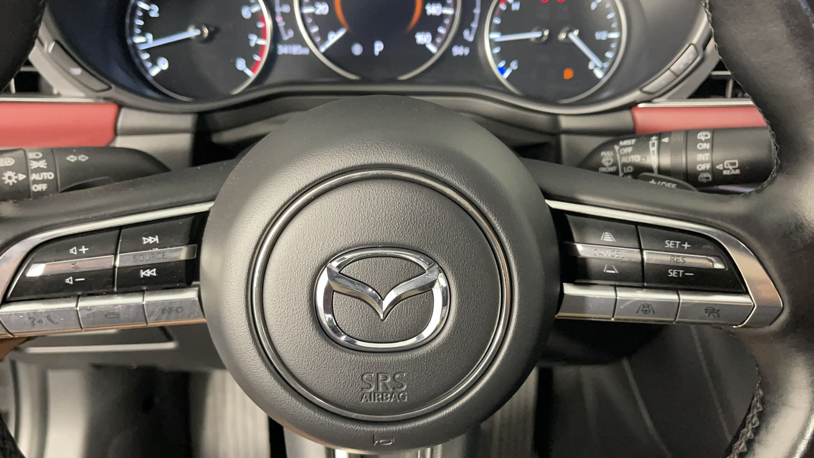2022 Mazda Mazda3 Hatchback 2.5 Turbo Premium Plus 23