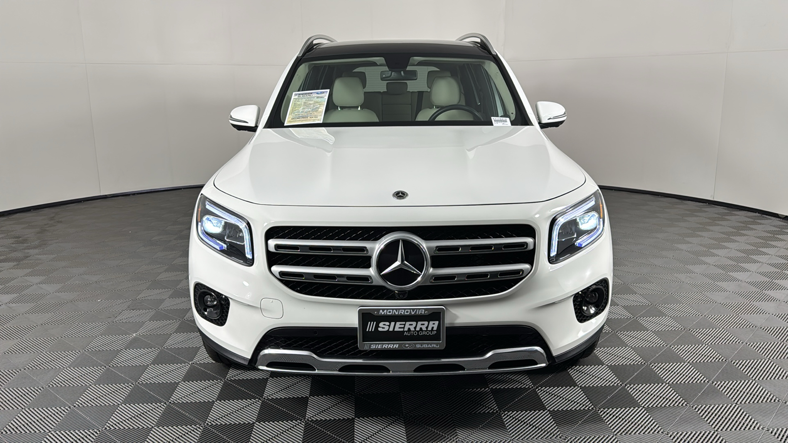 2022 Mercedes-Benz GLB GLB 250 8