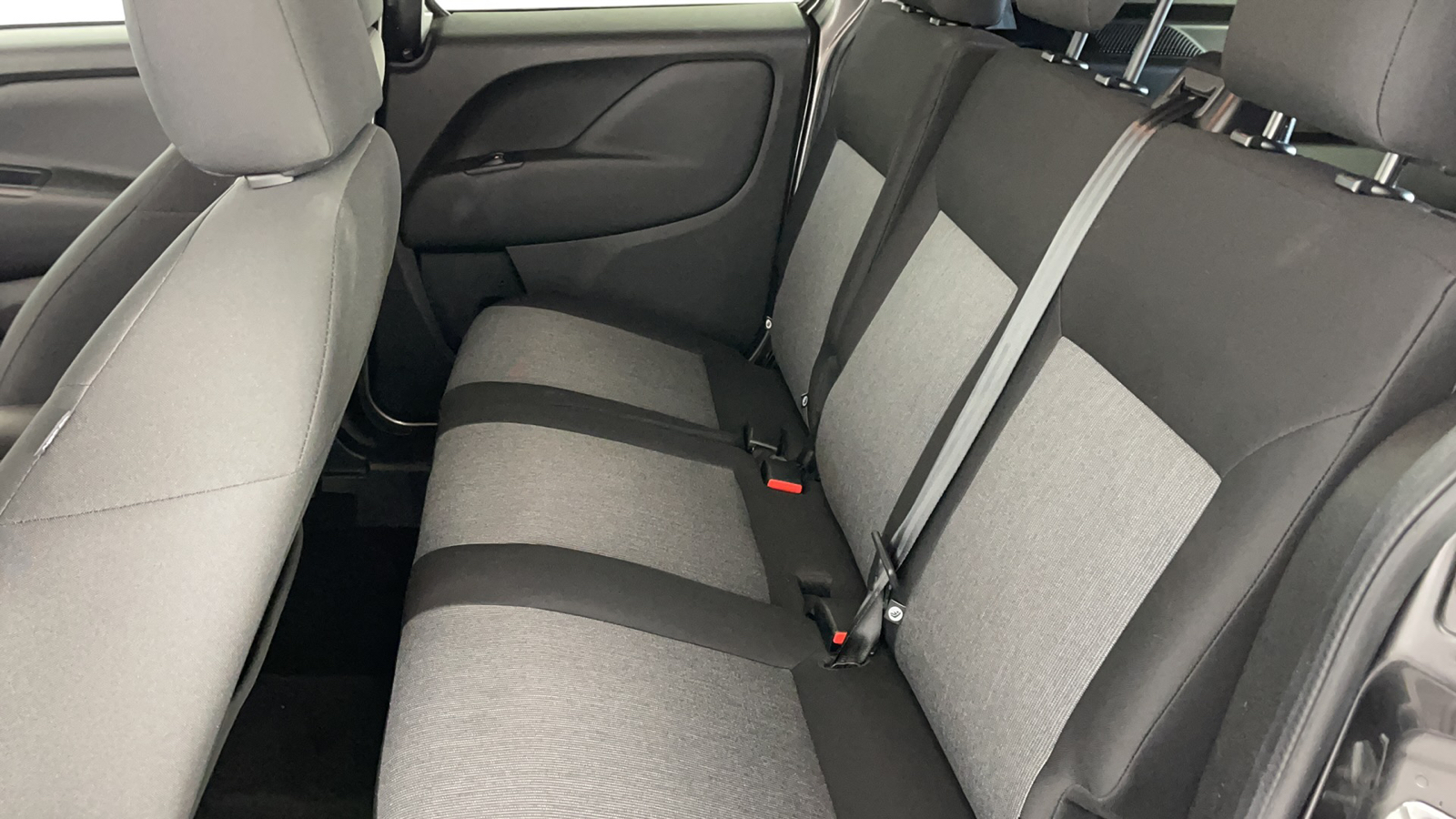 2020 Ram ProMaster City Wagon SLT 13