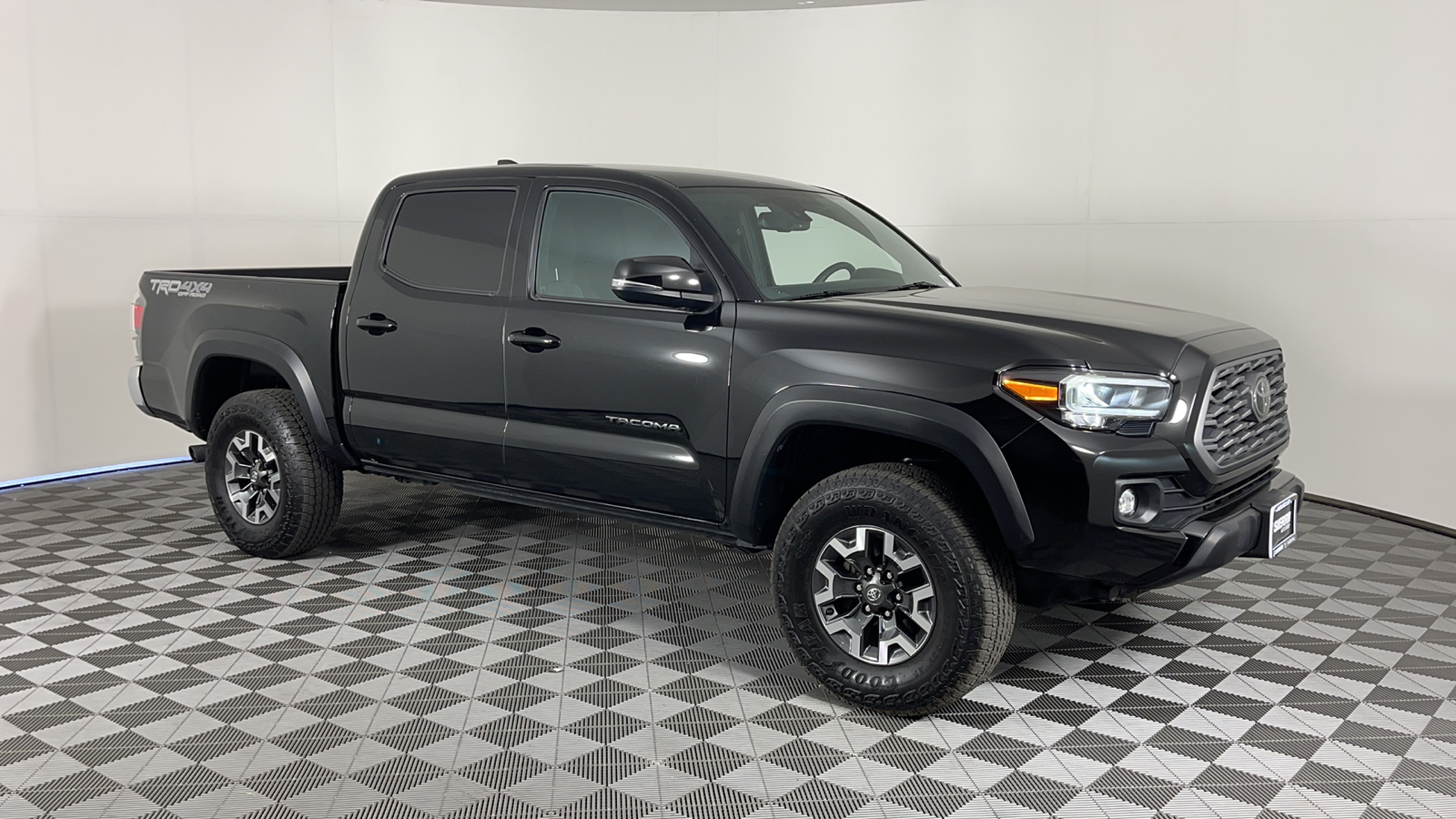 2023 Toyota Tacoma 4WD TRD Off Road 1