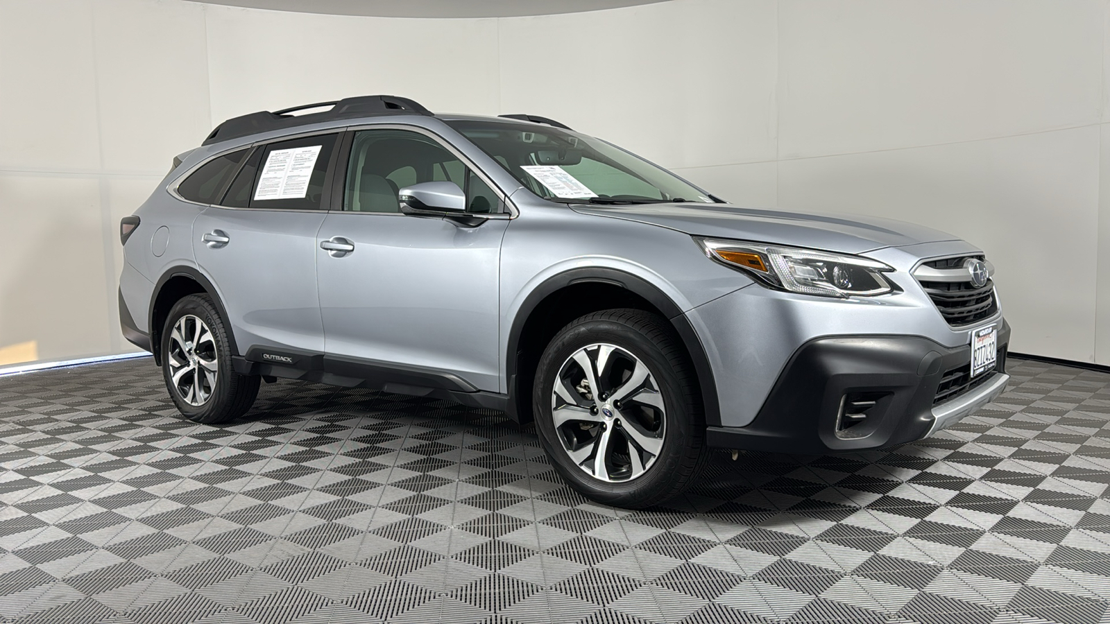 2022 Subaru Outback Limited 1