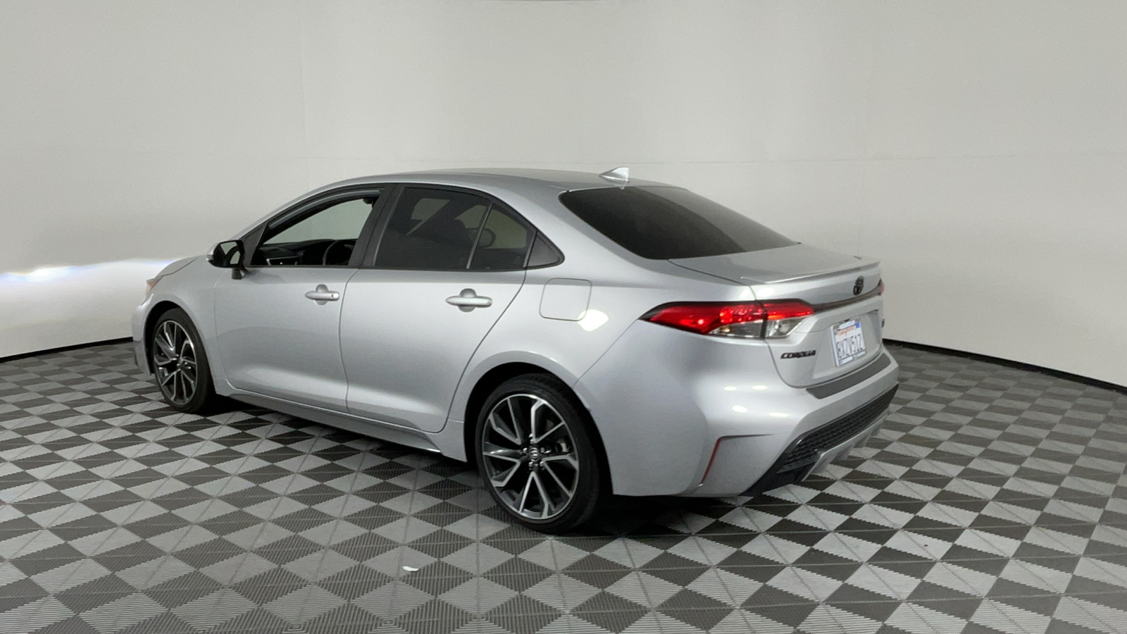 2022 Toyota Corolla SE Nightshade 6