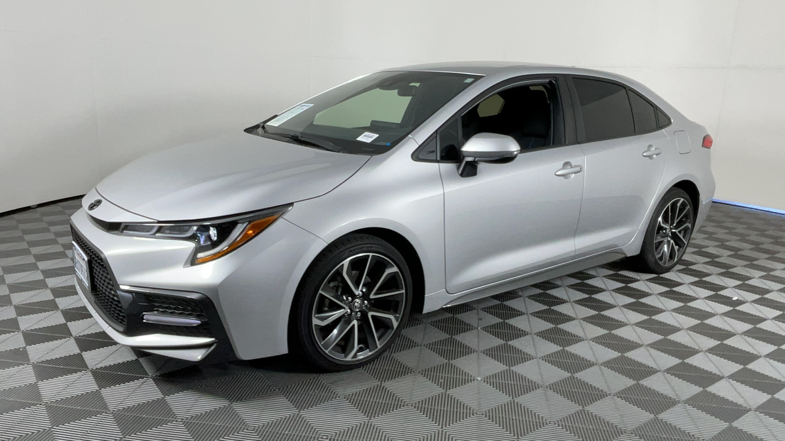 2022 Toyota Corolla SE Nightshade 8