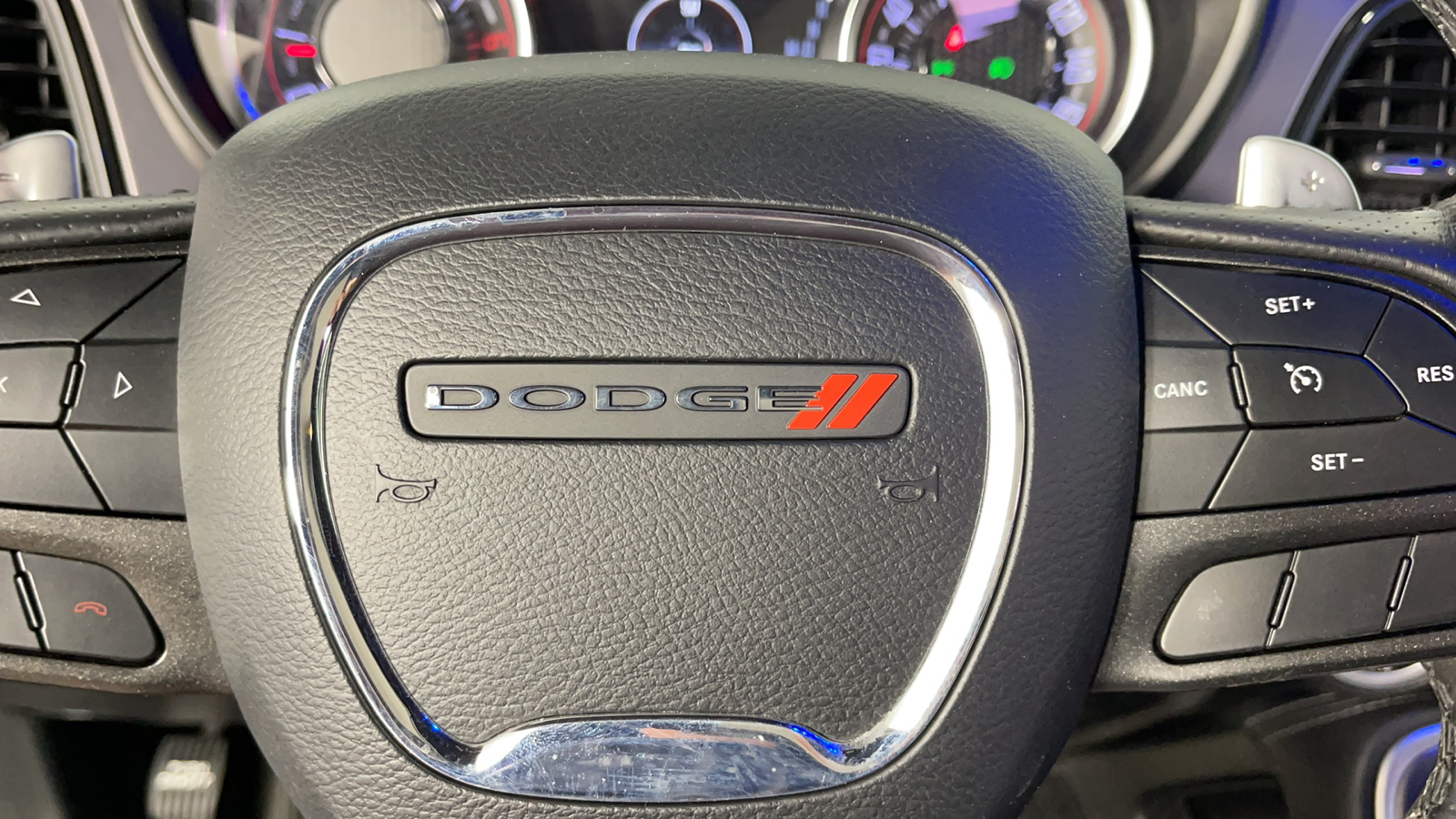 2020 Dodge Challenger R/T 25