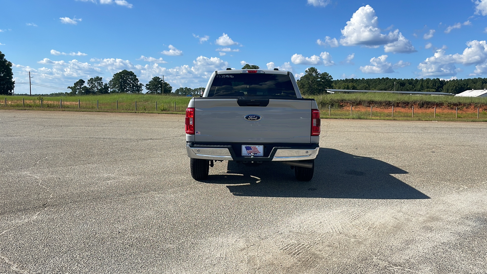 2023 Ford F-150 XLT 4