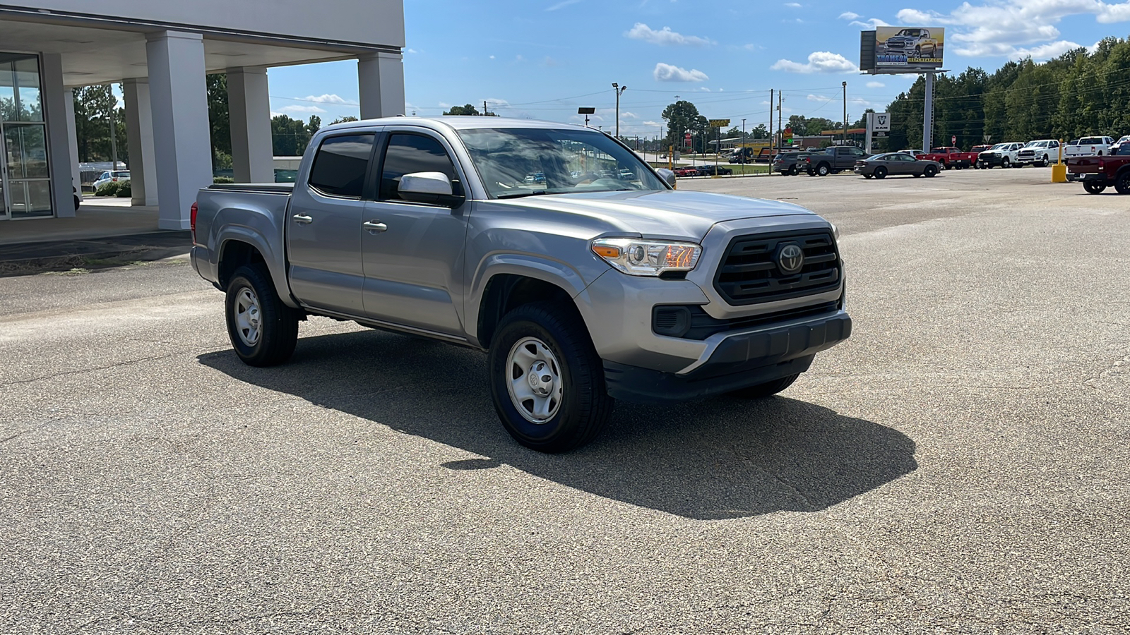 2018 Toyota Tacoma SR 8