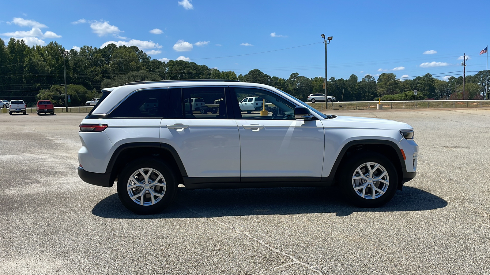 2023 Jeep Grand Cherokee Limited 7