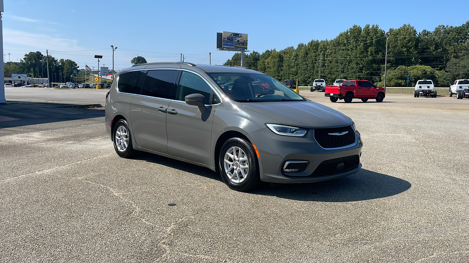 2022 Chrysler Pacifica Touring L 8