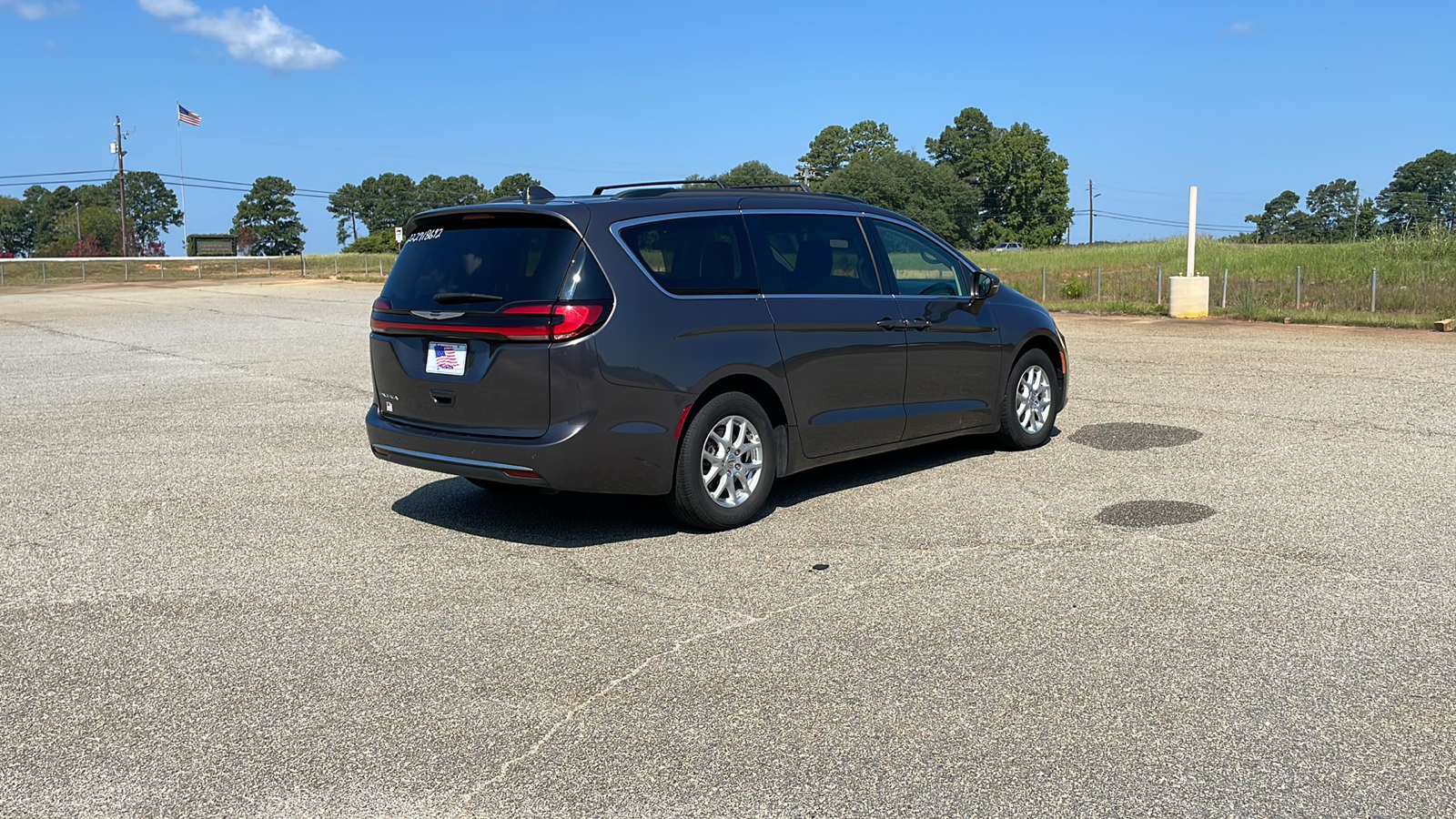 2022 Chrysler Pacifica Touring L 6