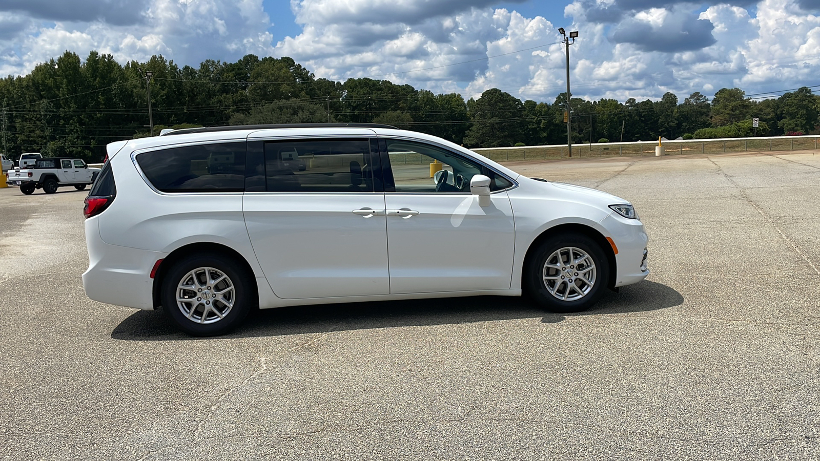 2022 Chrysler Pacifica Touring L 7