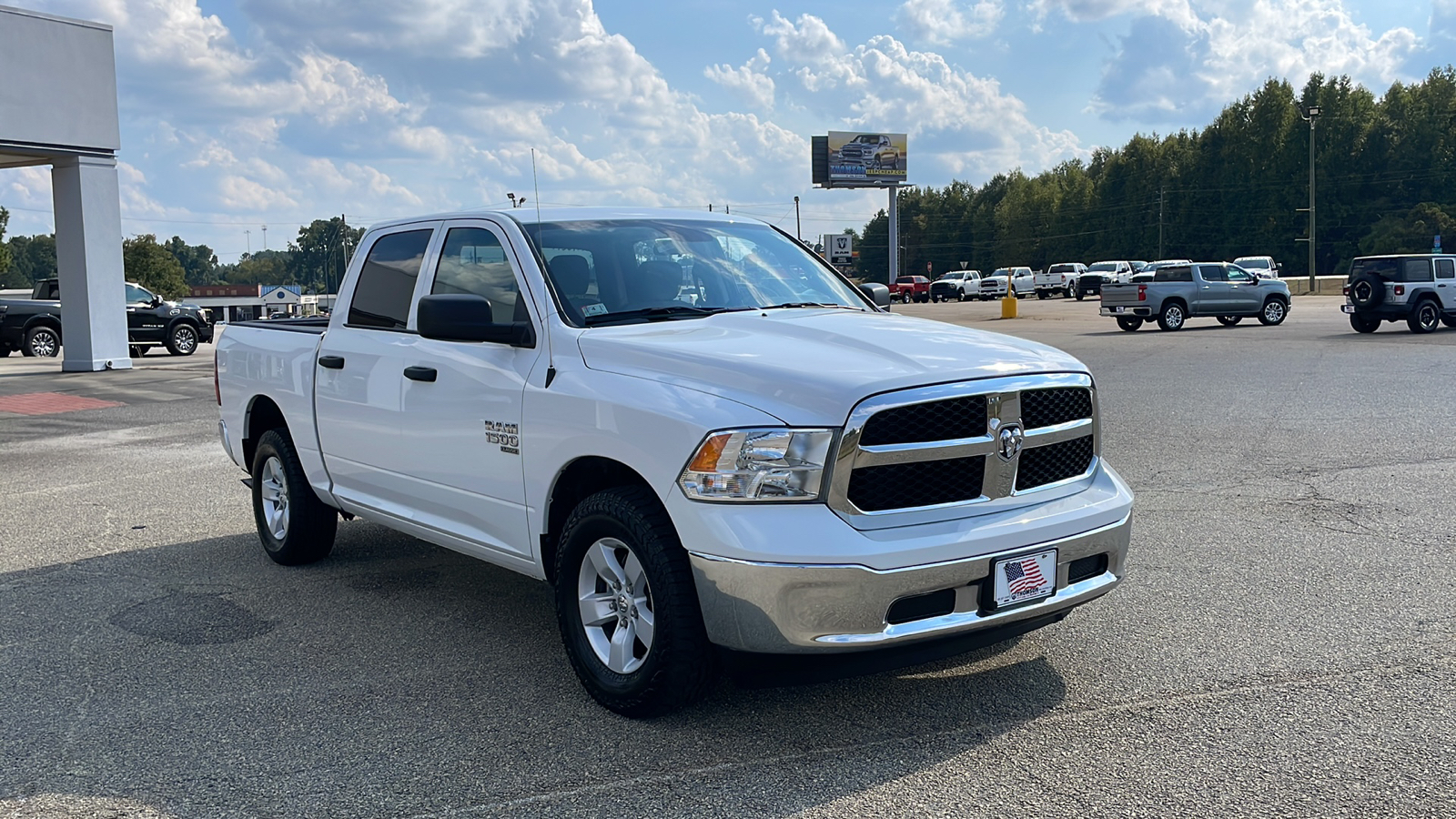 2022 Ram 1500 Classic SLT 8