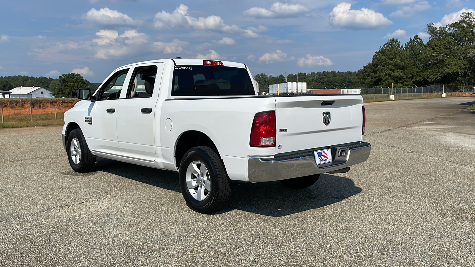 2022 Ram 1500 Classic SLT 3