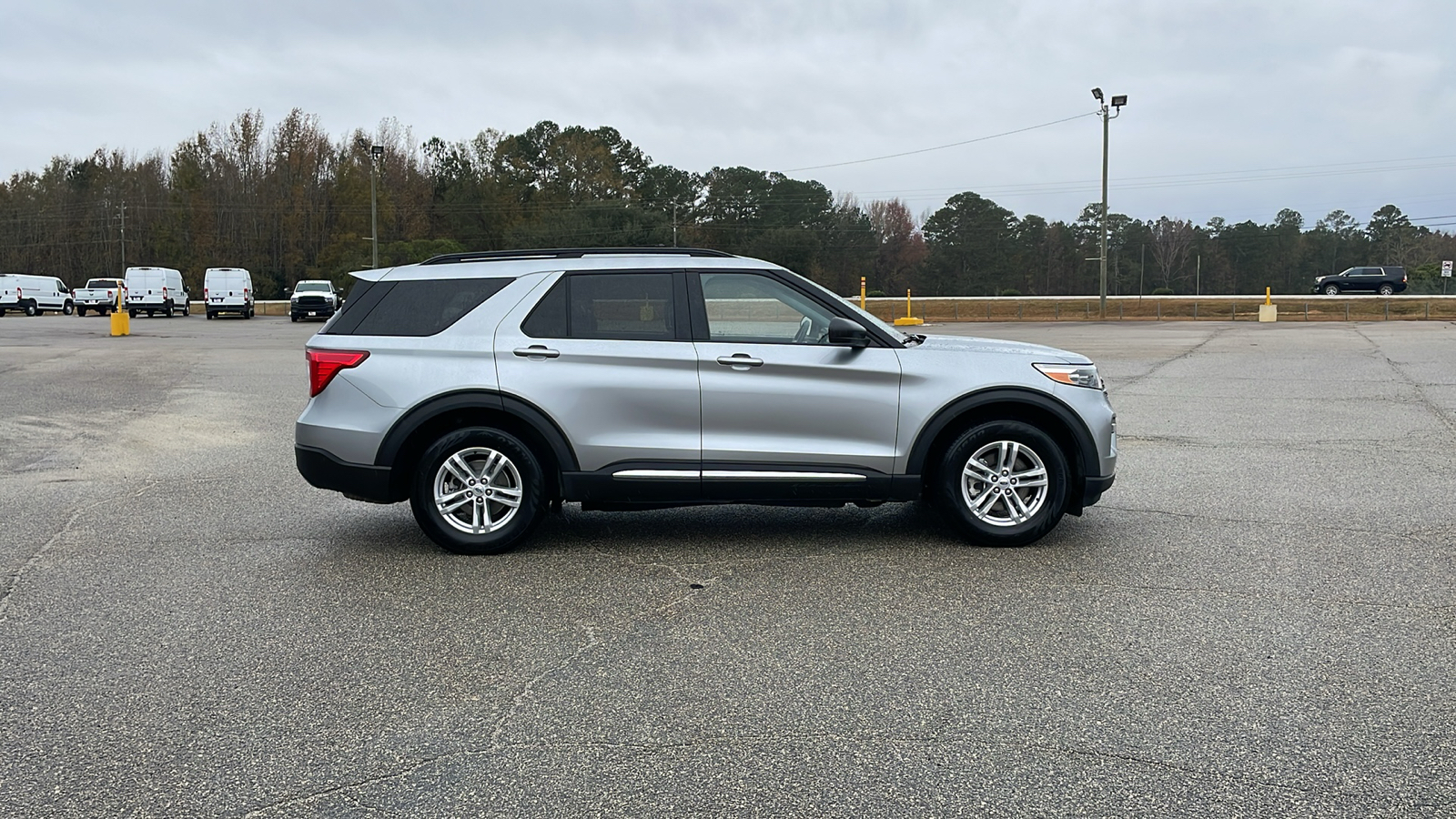 2023 Ford Explorer XLT 7